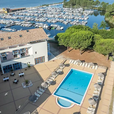 Odalys Du Port 3*