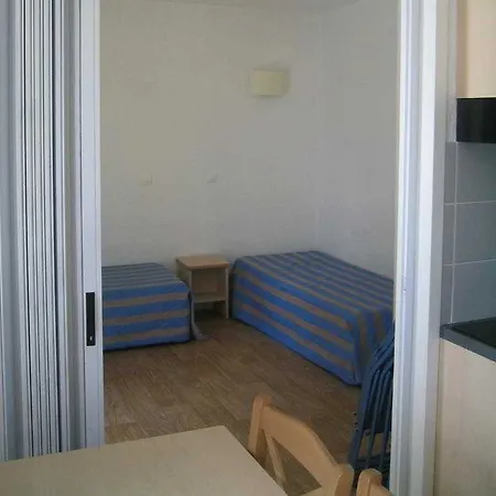 Odalys Du Port Üdülőpark Hourtin