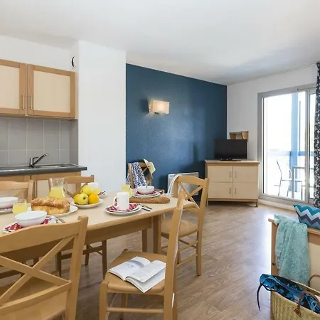 Holiday park Odalys Du Port 3*