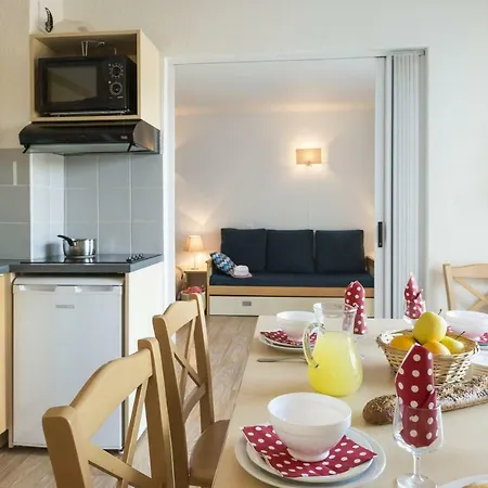 Holiday park Odalys Du Port 3*